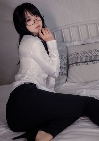 叶子楣三级露全乳电影_1080P电影免费在线